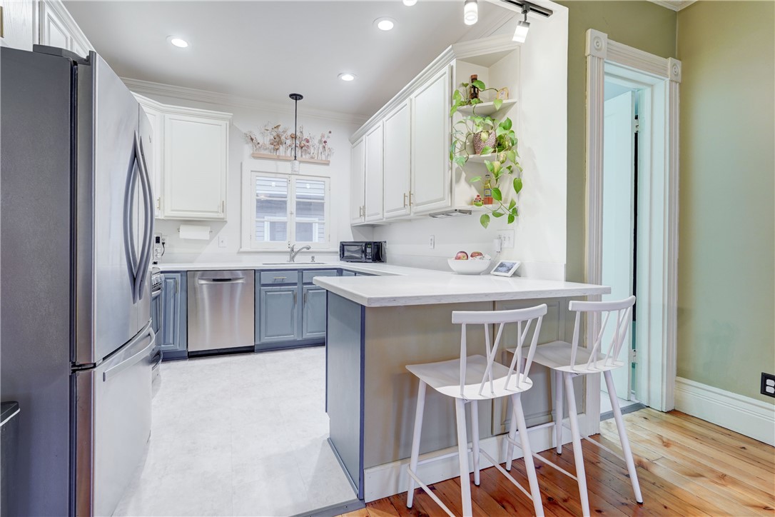 29 Benton Street Rochester, NY 14620 - Photo 12 of 49 Gallery Image 12