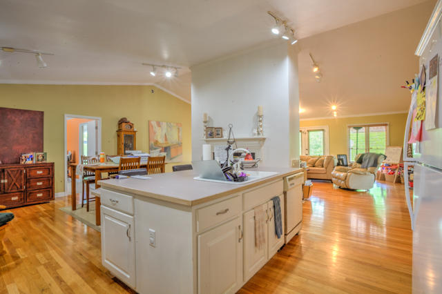 1027 Rabbit Valley Road Northwest Cleveland, TN 37312 - Photo 8 of 25 23