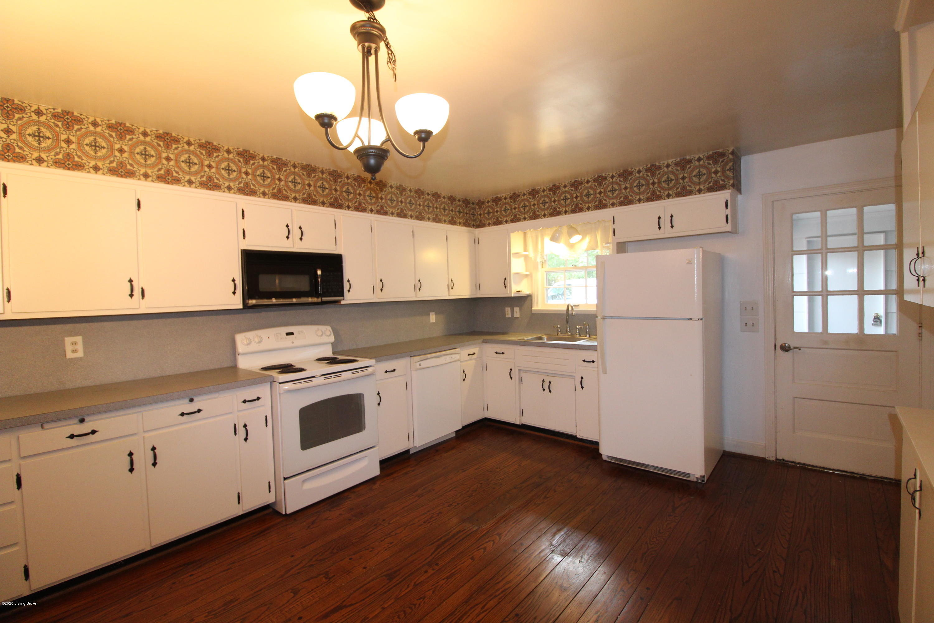 7800 Circle Crest Road Louisville, KY 40241 - Photo 20 of 57 007