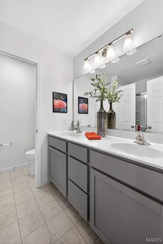 $507,995 | 202 Marais Temps Clair Drive, St. Charles, MO 63301