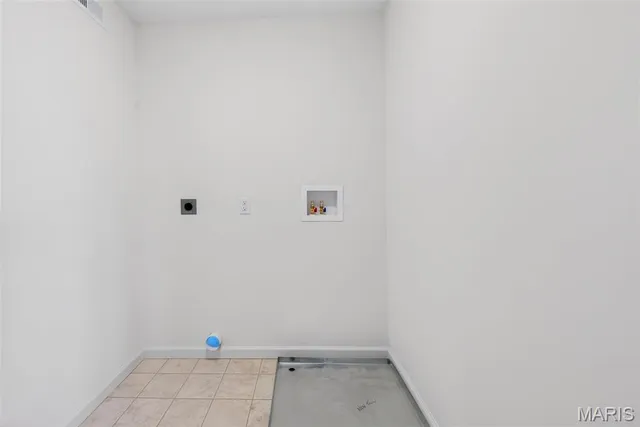 $507,995 | 202 Marais Temps Clair Drive, St. Charles, MO 63301