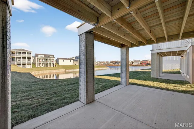 $507,995 | 202 Marais Temps Clair Drive, St. Charles, MO 63301