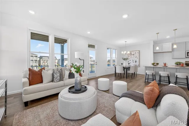 $507,995 | 202 Marais Temps Clair Drive, St. Charles, MO 63301