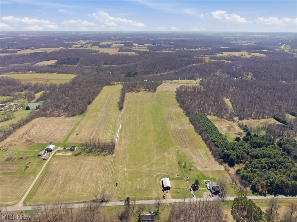 17970 Scott Road Mount Vernon, OH 43050 - Photo 2 of 35
