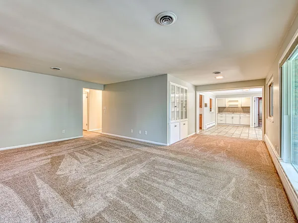 $399,000 | 5026 Robinwood Drive, Monroe, MI 48161