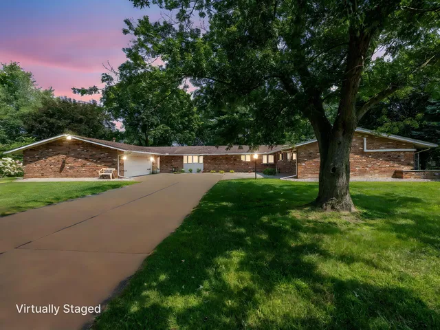 $399,000 | 5026 Robinwood Drive, Monroe, MI 48161