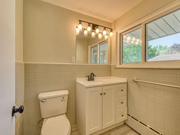 $399,000 | 5026 Robinwood Drive, Monroe, MI 48161