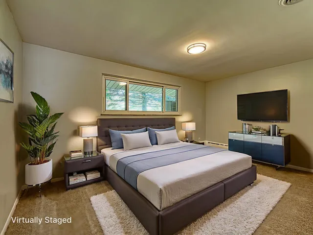 $399,000 | 5026 Robinwood Drive, Monroe, MI 48161