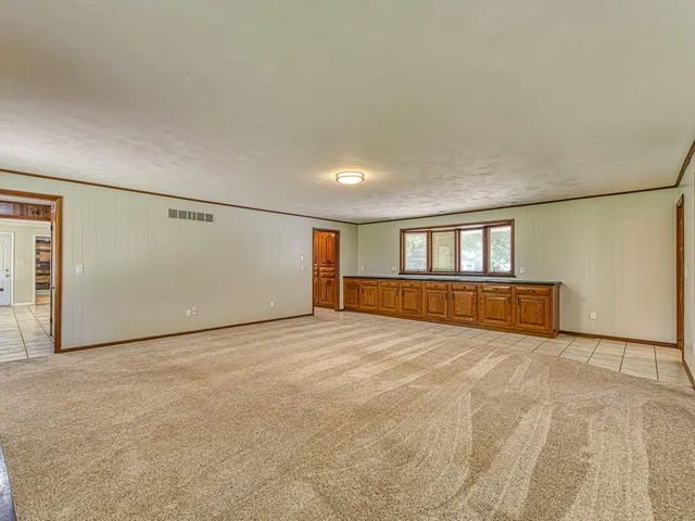 $399,000 | 5026 Robinwood Drive, Monroe, MI 48161