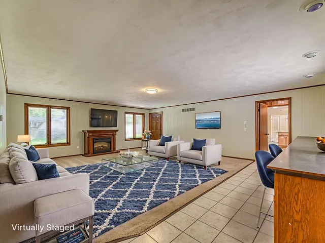 $399,000 | 5026 Robinwood Drive, Monroe, MI 48161