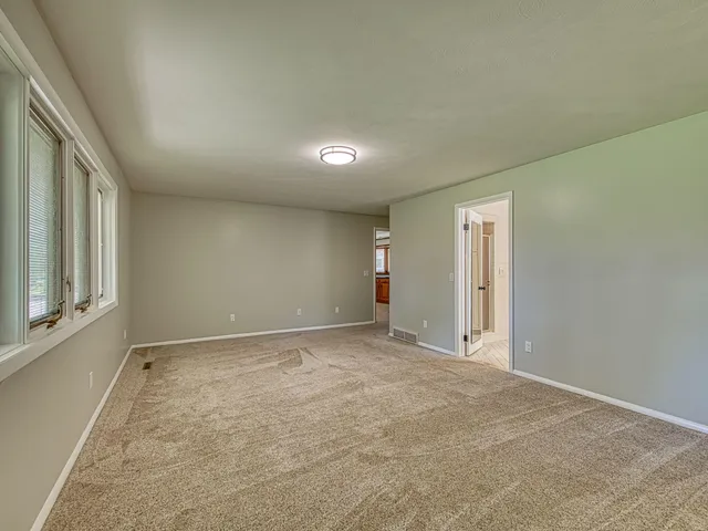 $399,000 | 5026 Robinwood Drive, Monroe, MI 48161