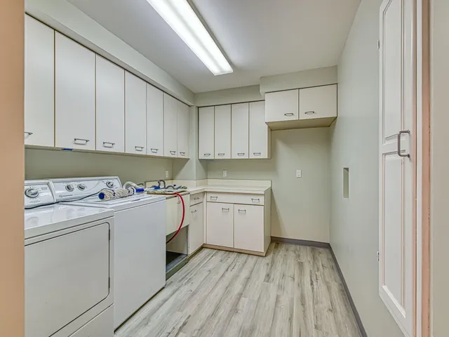 $399,000 | 5026 Robinwood Drive, Monroe, MI 48161