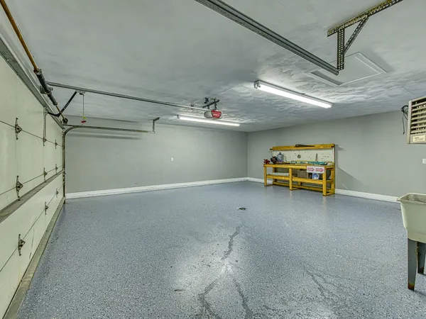 $399,000 | 5026 Robinwood Drive, Monroe, MI 48161