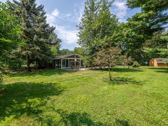 $399,000 | 5026 Robinwood Drive, Monroe, MI 48161