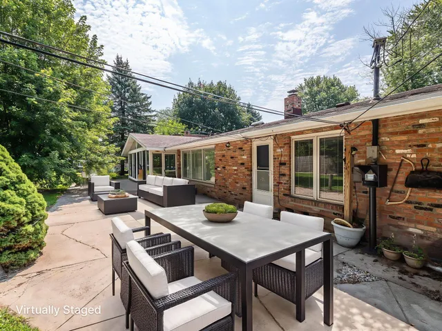 $399,000 | 5026 Robinwood Drive, Monroe, MI 48161