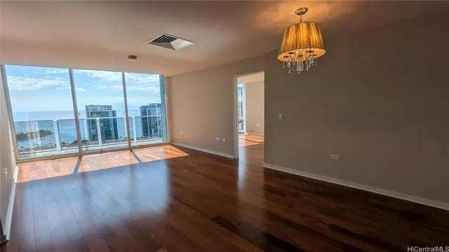 $4,500 | 1296 Kapiolani Boulevard, Unit 4807, Honolulu, HI 96814