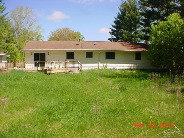 858 East Chippewa River Road Midland, MI 48640 - Photo 2 of 10 31199239-1.JPG