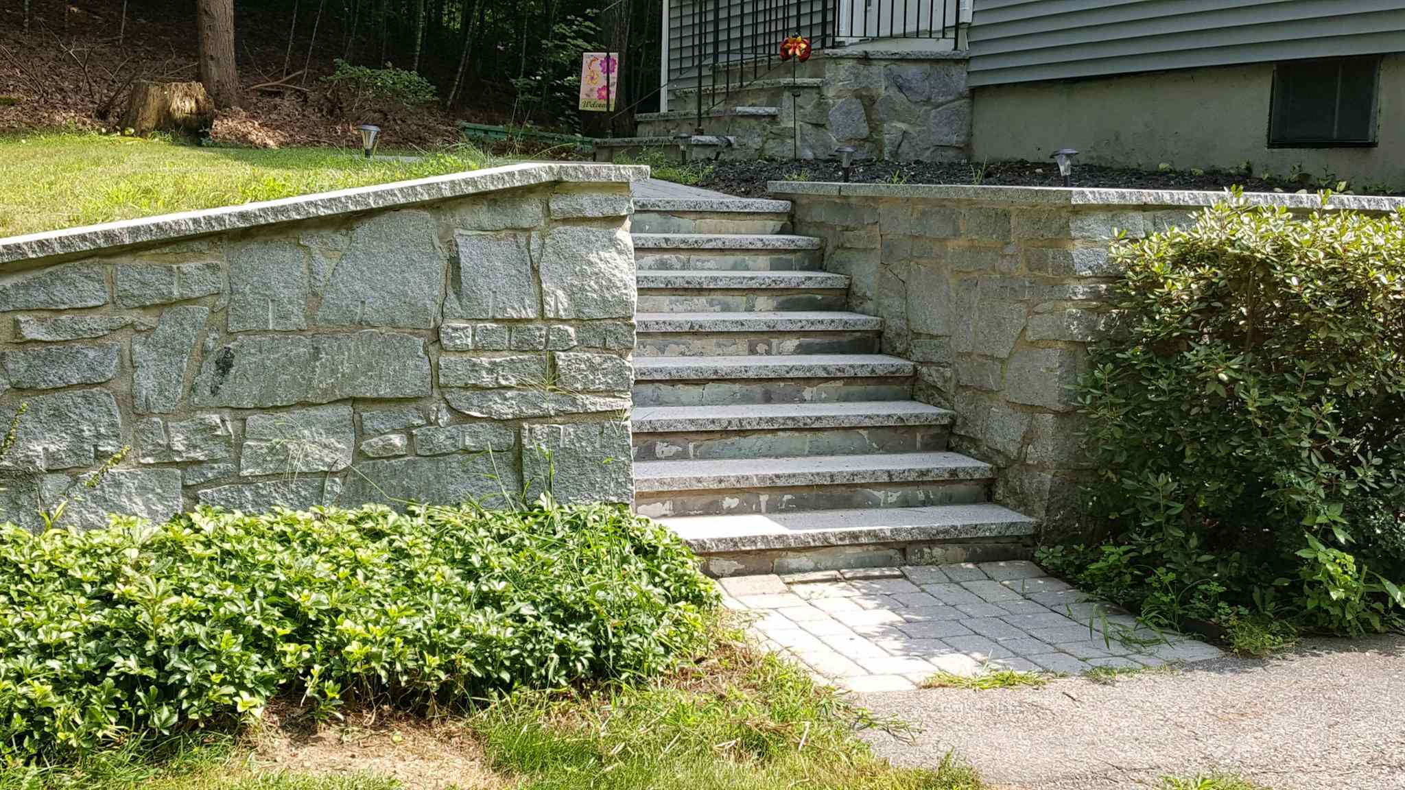 326 Baboosic Lake Road Merrimack, NH 03054 - Photo 2 of 40