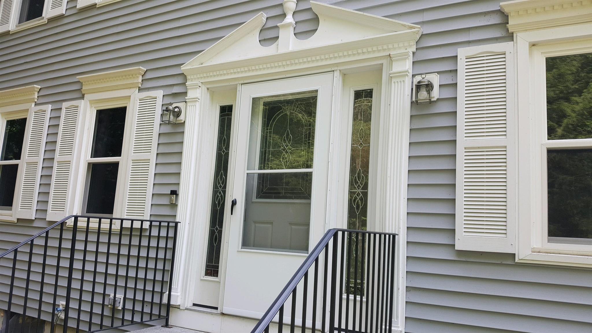 326 Baboosic Lake Road Merrimack, NH 03054 - Photo 4 of 40