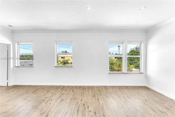 $2,900 | 737 Jefferson Avenue, Unit 305, Miami Beach, FL 33139