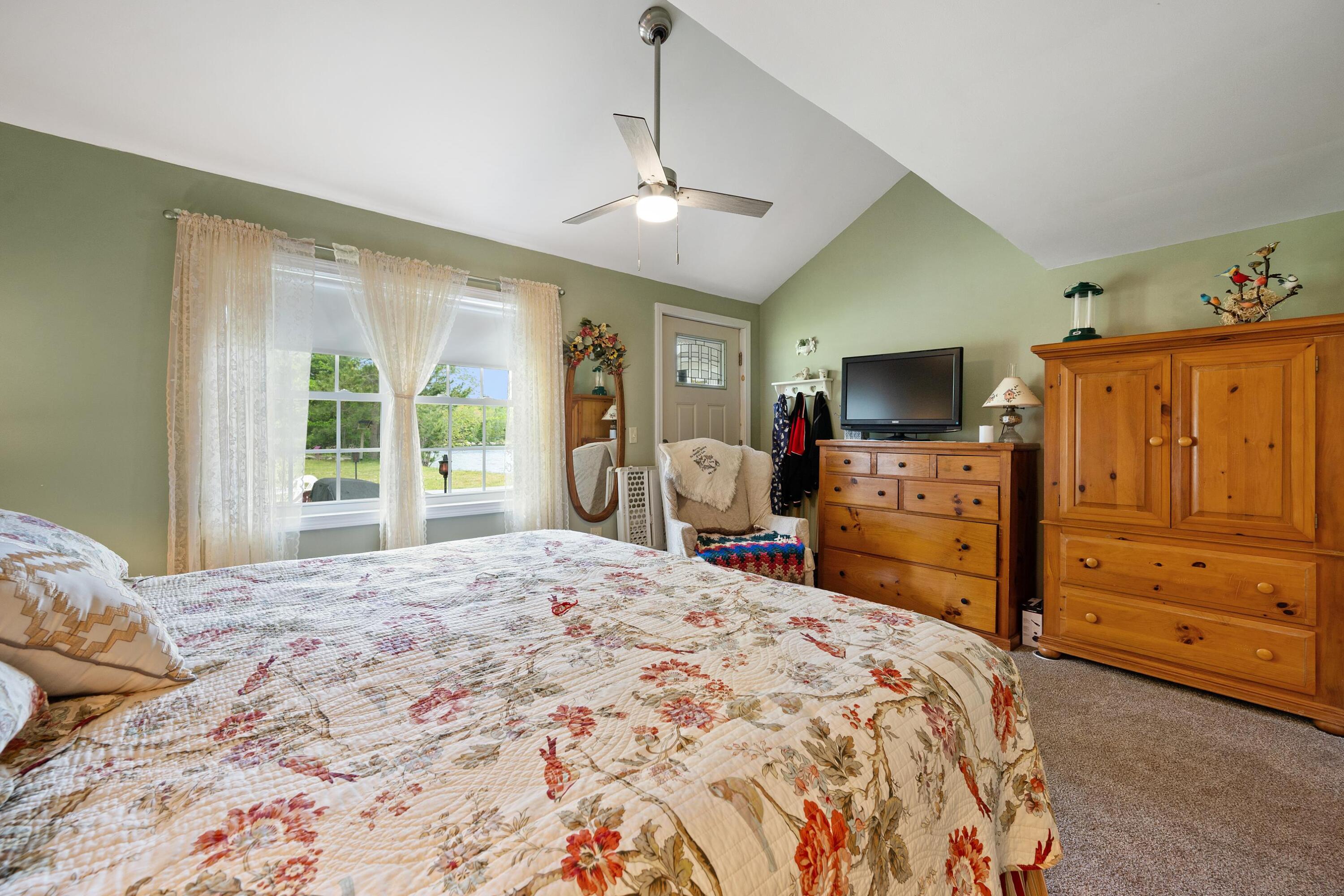 212 Sibley Road Burlington, ME 04417 - Photo 22 of 41 c8xzzohta0