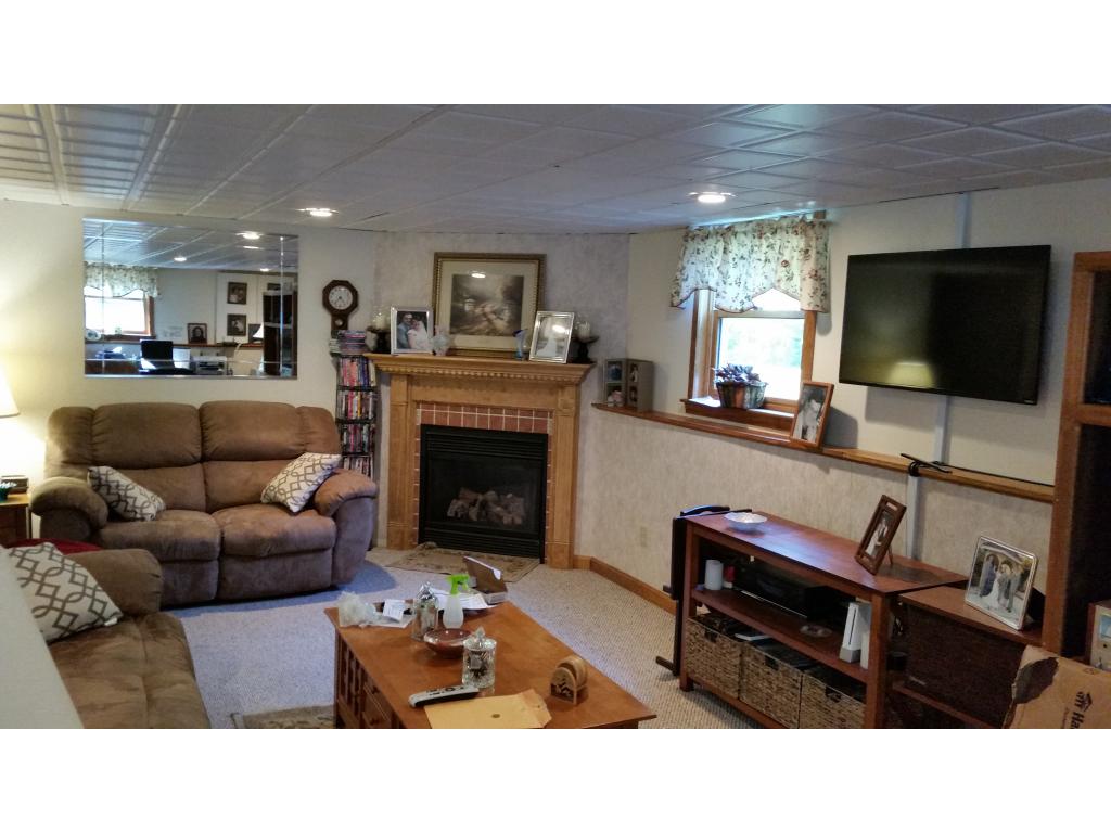 11 Cross Road Mont Vernon, NH 03057 - Photo 15 of 26