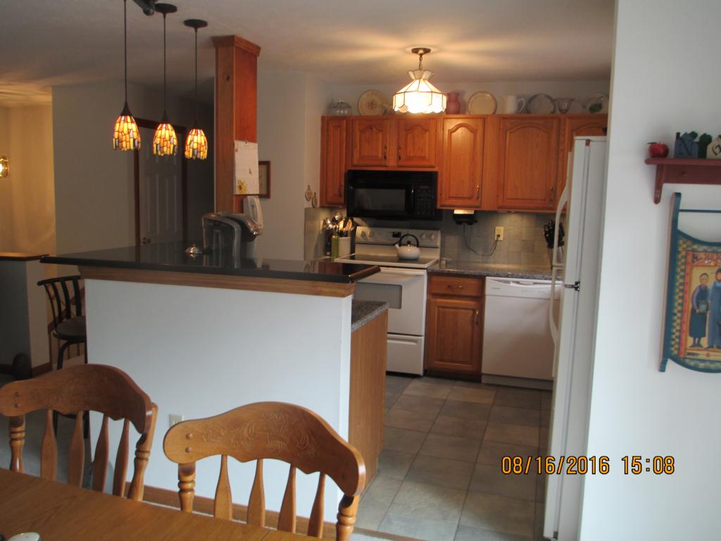 11 Cross Road Mont Vernon, NH 03057 - Photo 4 of 26