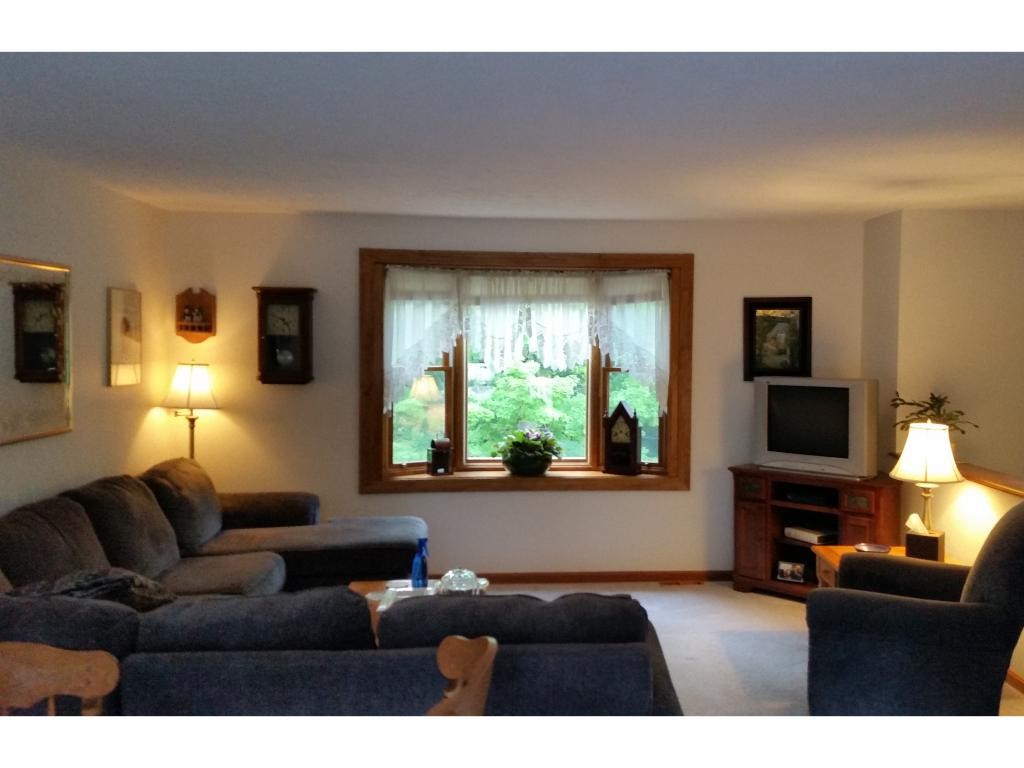 11 Cross Road Mont Vernon, NH 03057 - Photo 10 of 26