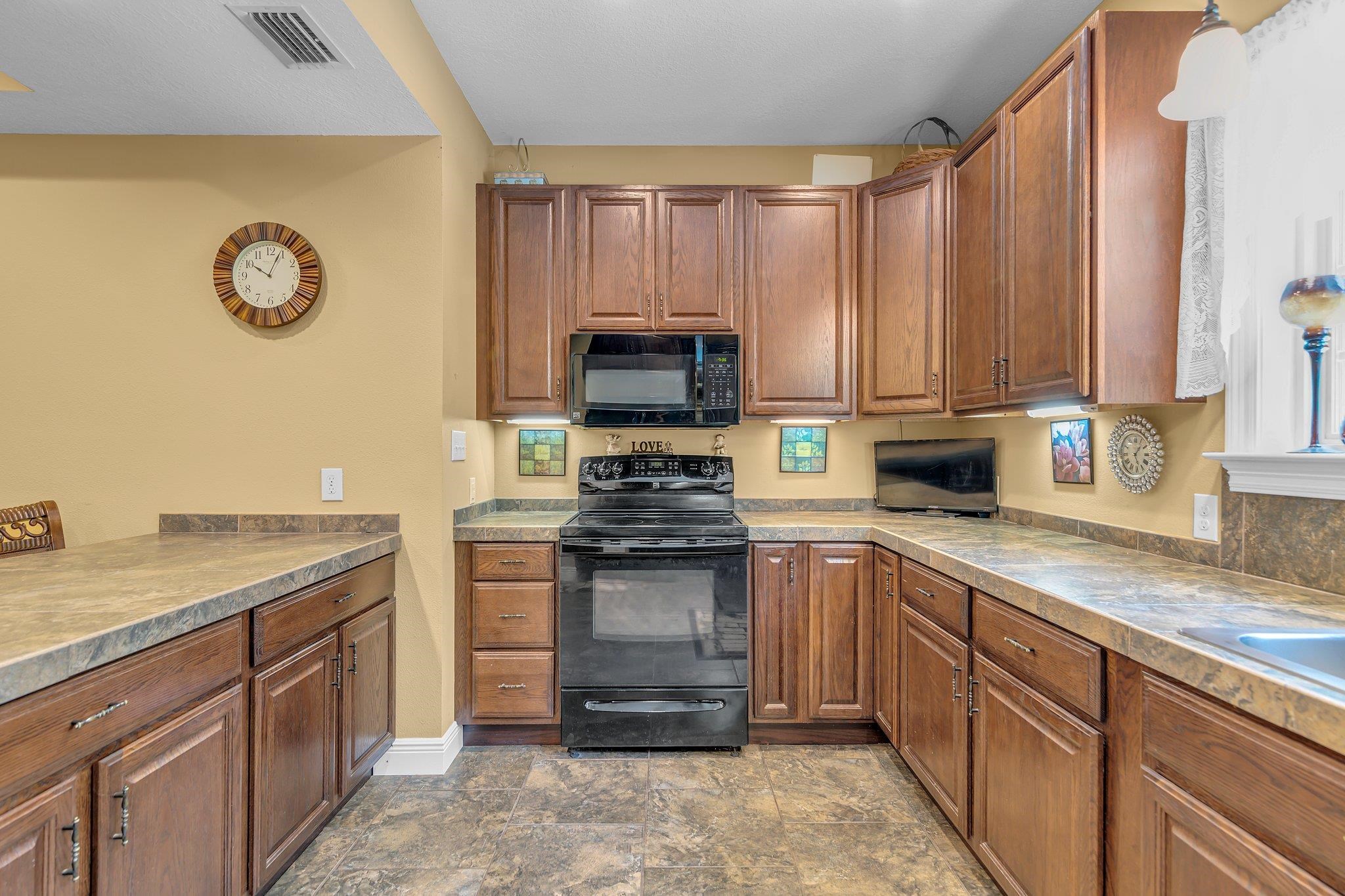 12449 Maytower Road Stockton, AL 36579 - Photo 51 of 70 Kitchen
