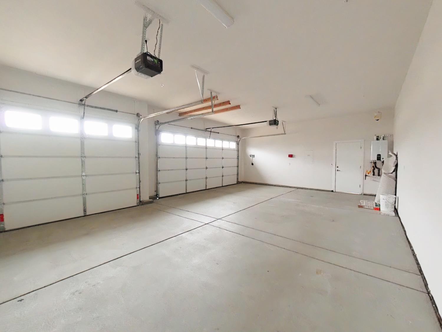 1236 Buck Ridge Rocklin, CA 95765 - Photo 62 of 66 a view of a garage