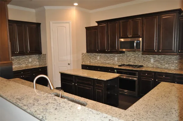 $3,000 | 28127 Scenic Shore Lane, Fulshear, TX 77441