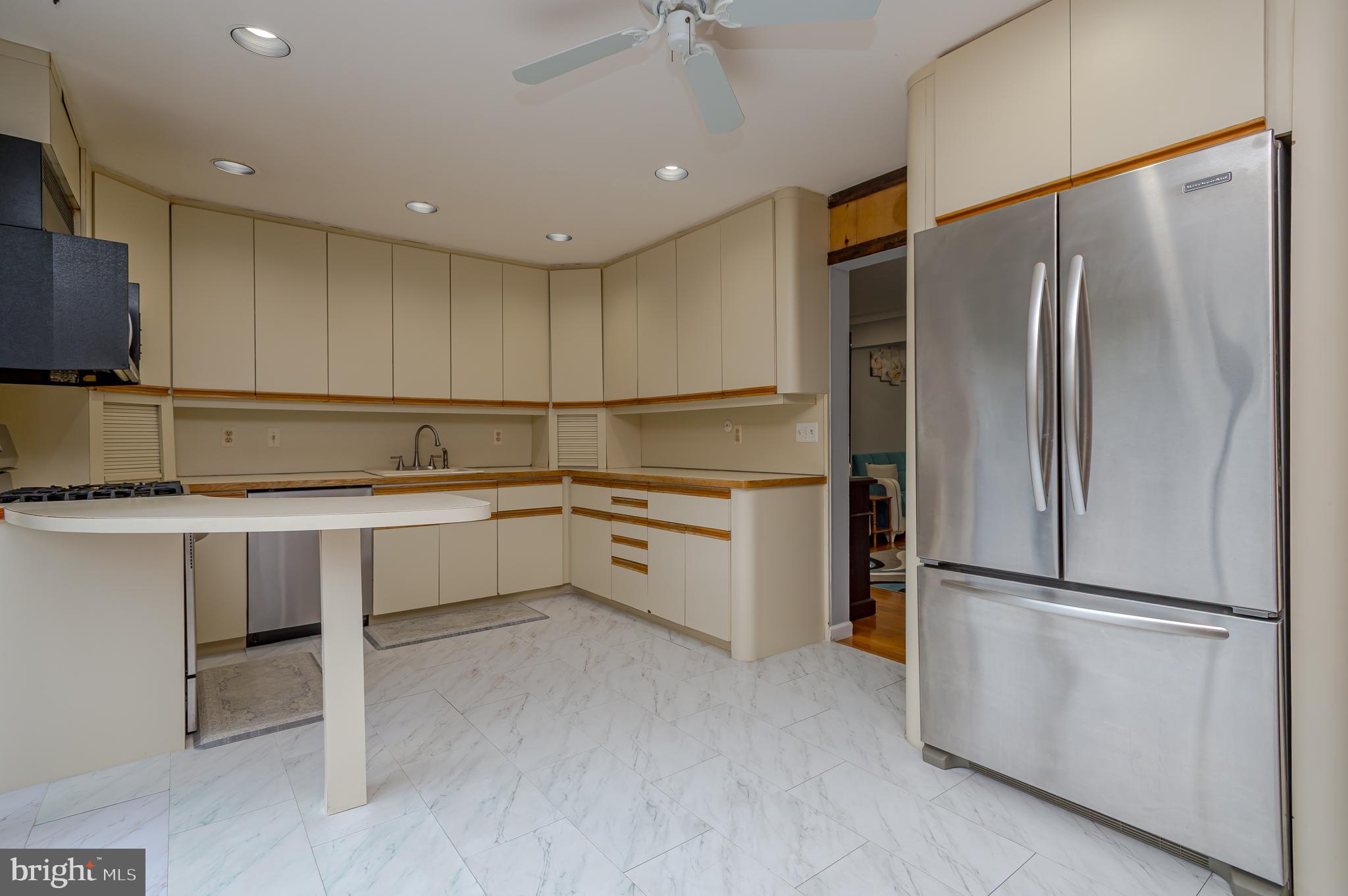 336 Bolton Road East Windsor, NJ 08520 - Photo 13 of 34
