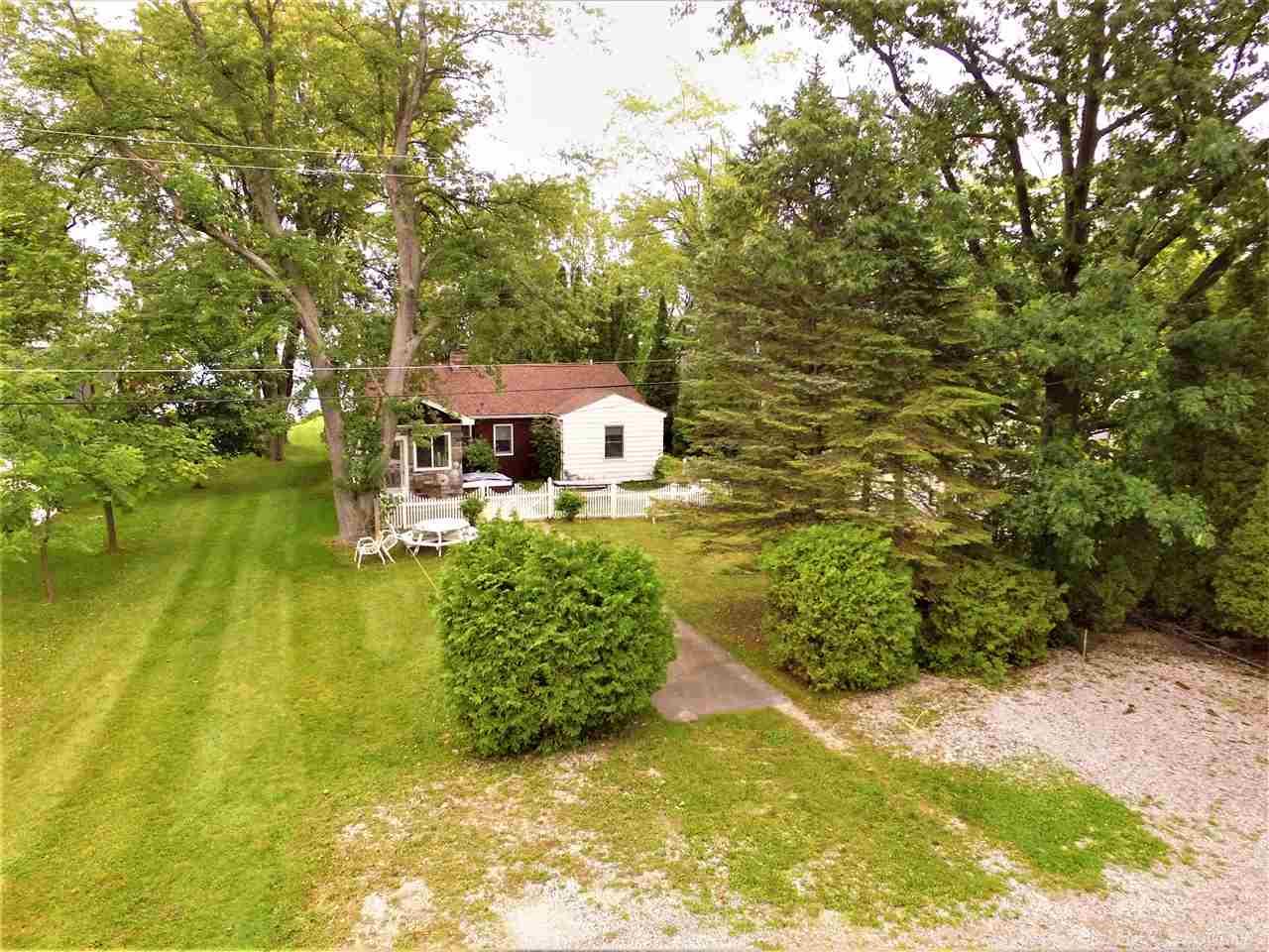 6763 Lakeshore Road Lexington, MI 48450 - Photo 5 of 34
