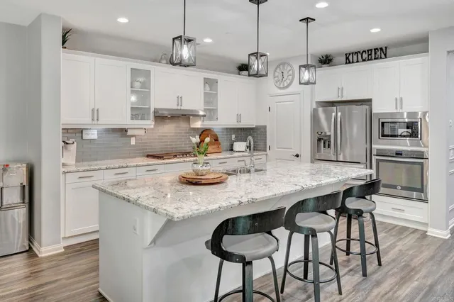 $1,129,000 | 21408 Trail Ridge Drive, Escondido, CA 92029