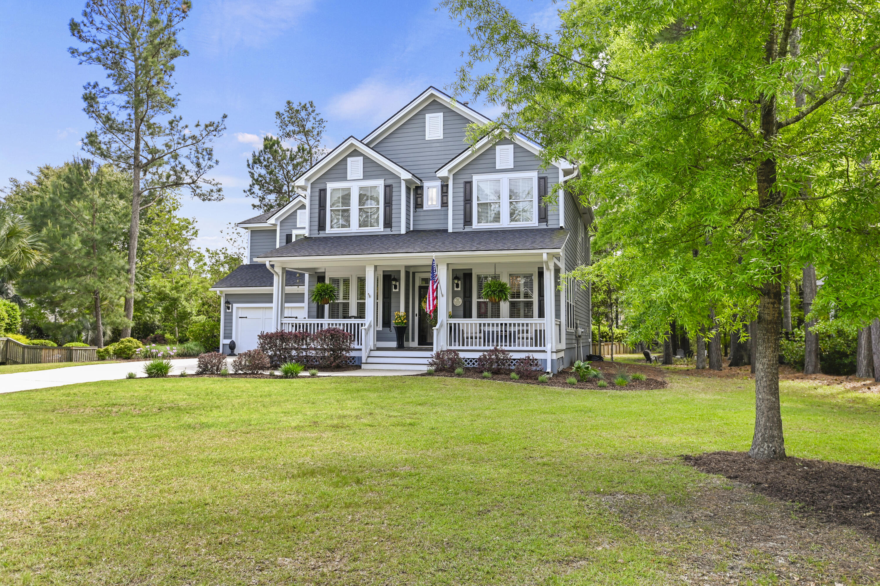 1911 Hall Point Road Mount Pleasant, SC 29466 - Photo 2 of 50 _DSC1293
