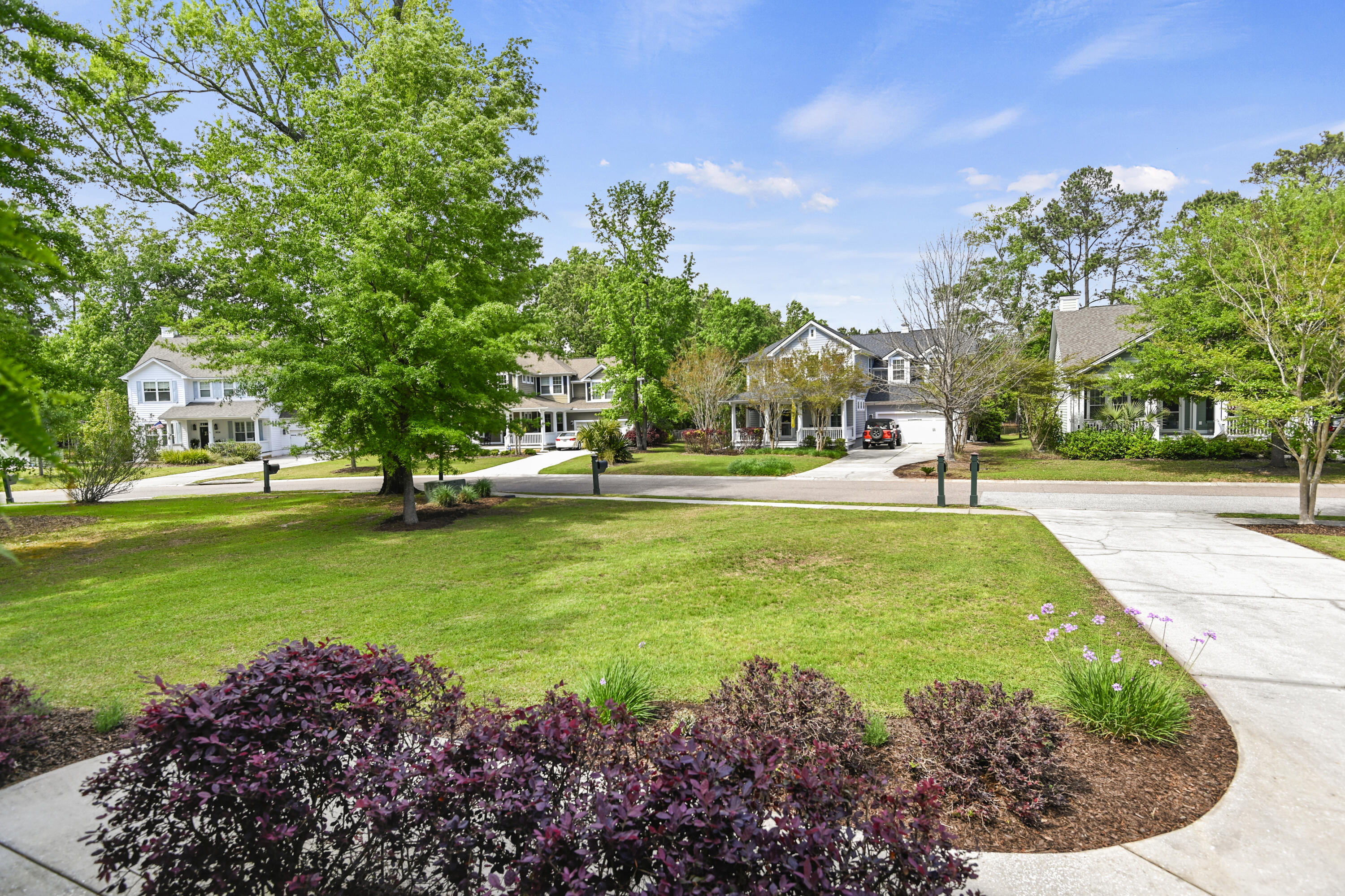 1911 Hall Point Road Mount Pleasant, SC 29466 - Photo 4 of 50 _DSC1297