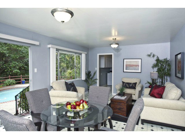 465 Edgewood Road San Mateo, CA 94402 - Photo 11 of 23 Gallery Image 11