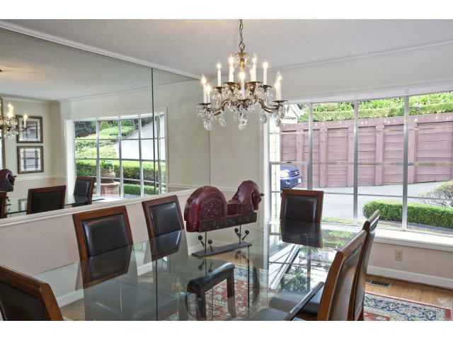 465 Edgewood Road San Mateo, CA 94402 - Photo 16 of 23 Gallery Image 16