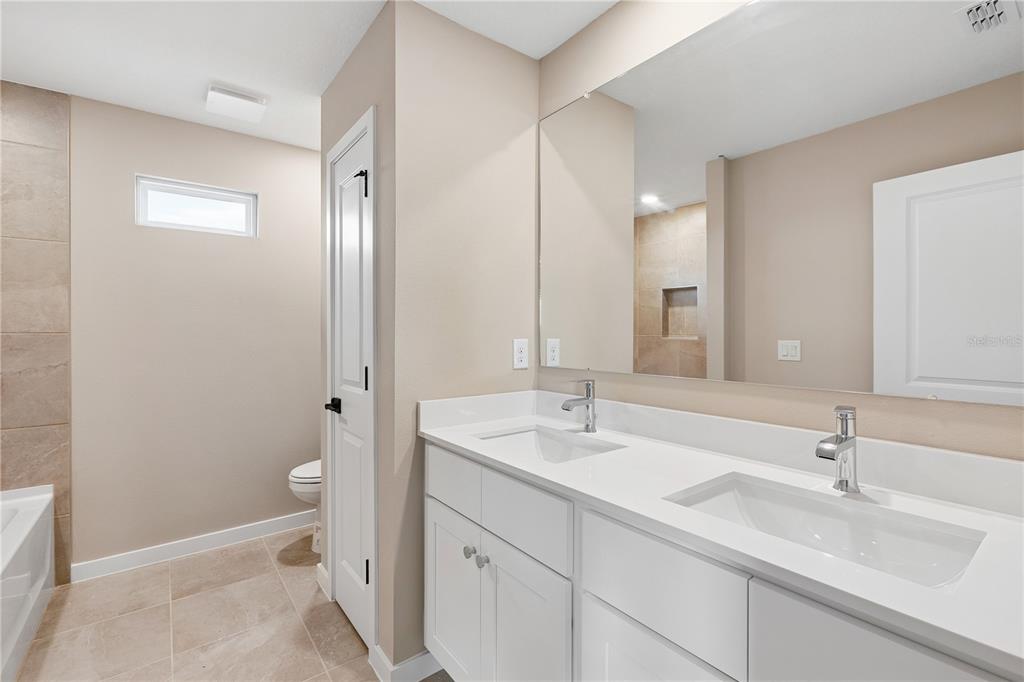 4441 Northwest 37th St Road Ocala, FL 34482 - Photo 12 of 19