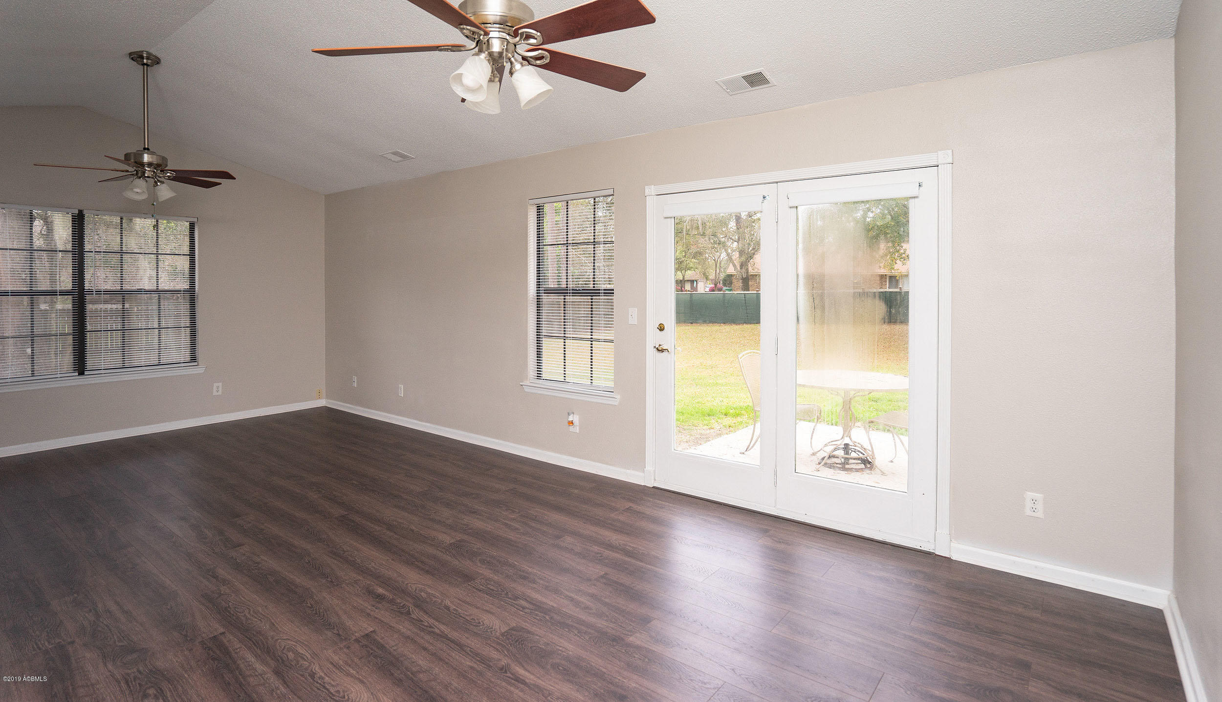 62 State Rd S-7-578 Beaufort, SC 29907 - Photo 7 of 38 DSC00036-1 (1)