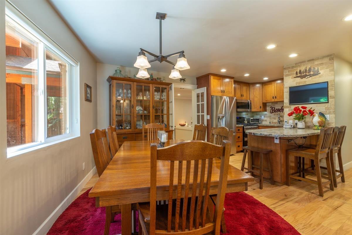 11976 Ski Run Road Truckee, CA 96161 - Photo 11 of 21 Gallery Image 11