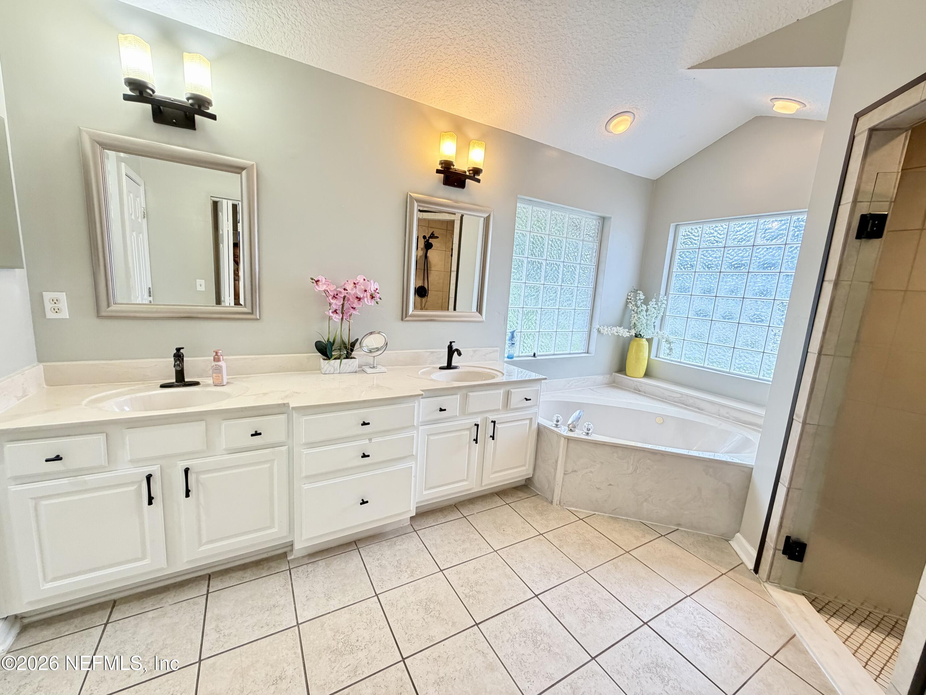 12381 Flynn Road Jacksonville, FL 32223 - Photo 17 of 50 IMG_8184