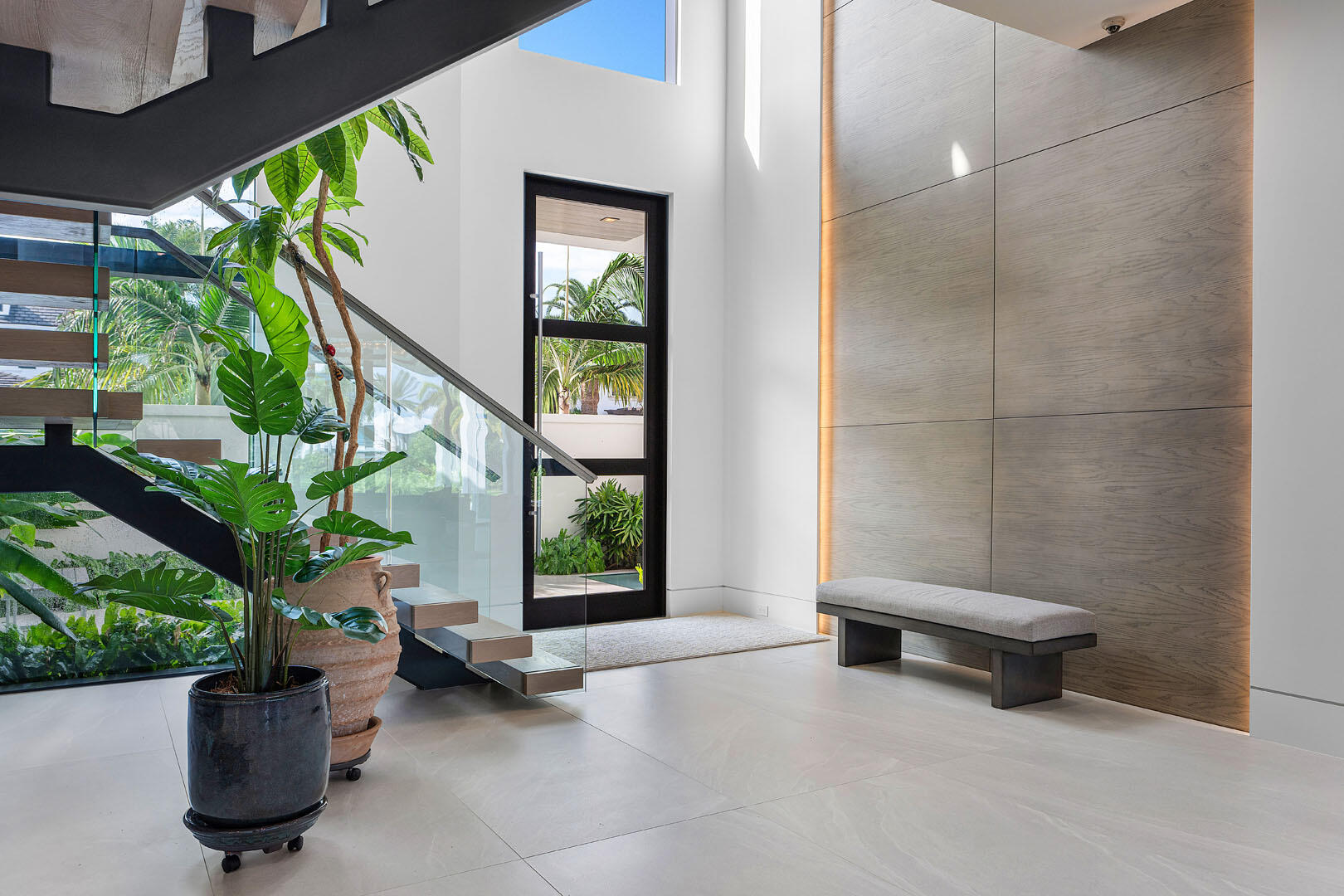 175 Alexander Palm Road Boca Raton, FL 33432 - Photo 9 of 71 175_Alexander_Palm_Road_06