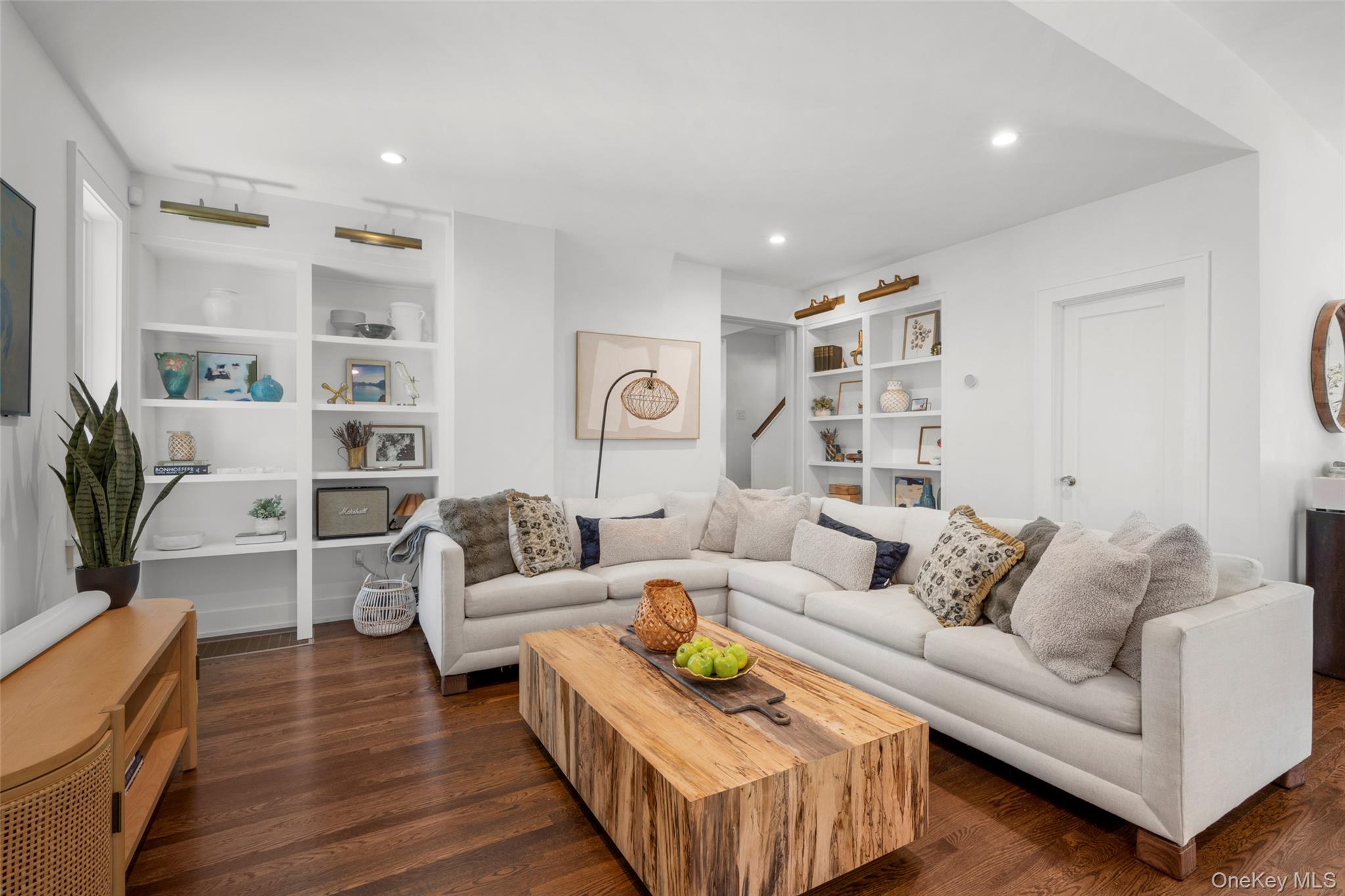 230 Rockingstone Avenue Larchmont, NY 10538 - Photo 9 of 33