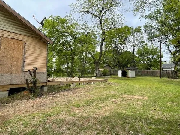 $125,000 | 515 East Murray Street, Denison, TX 75021