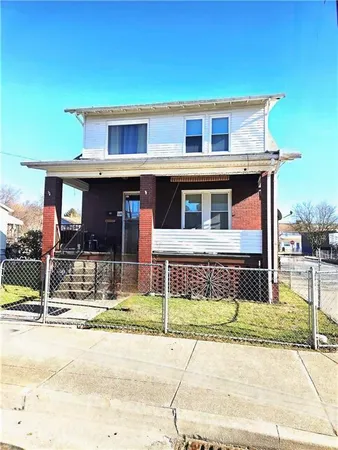 $55,900 | 118 12th Street, Jeannette, PA 15644