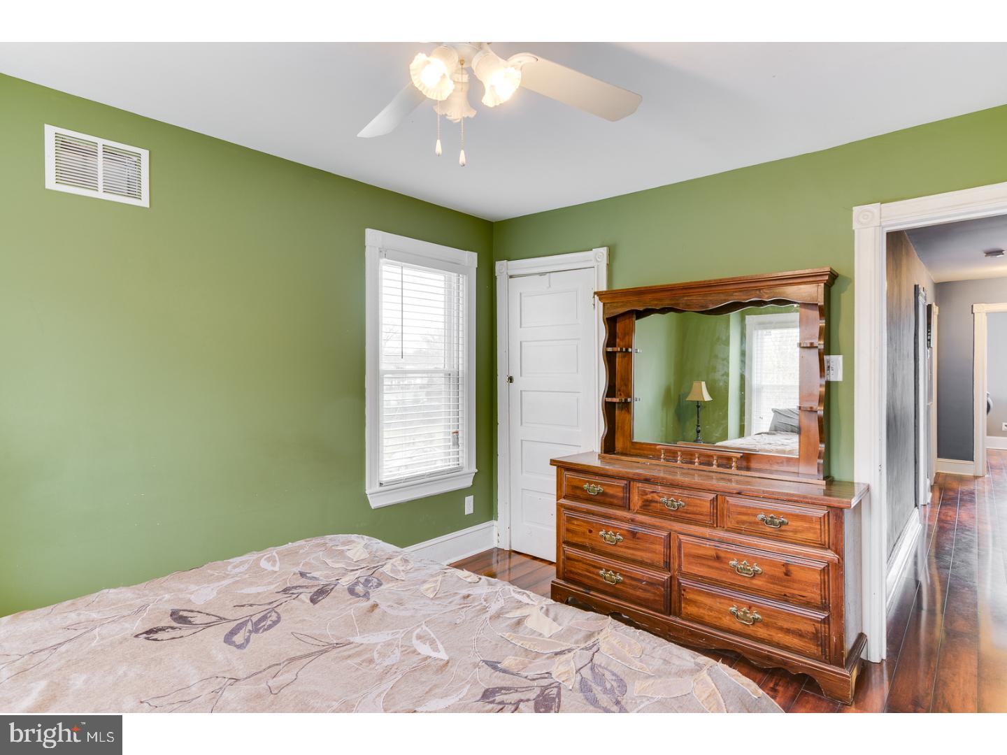866 Klockner Road Hamilton, NJ 08619 - Photo 16 of 25