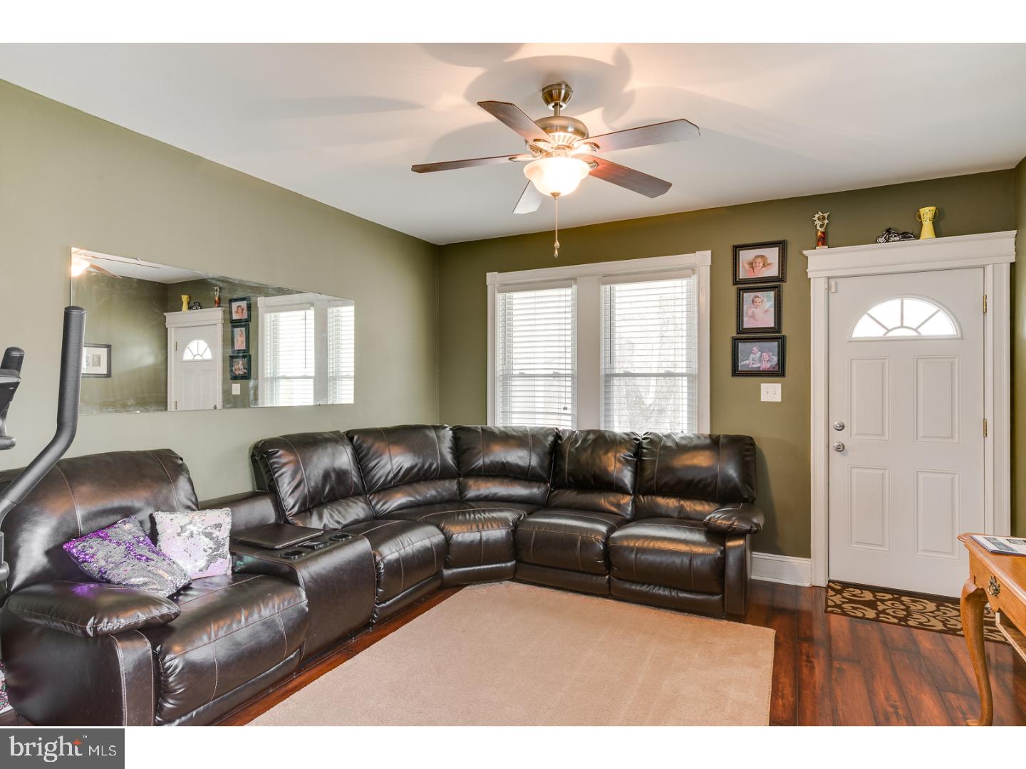866 Klockner Road Hamilton, NJ 08619 - Photo 3 of 25
