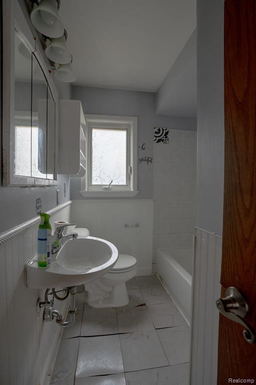 22149 David Avenue Eastpointe, MI 48021 - Photo 15 of 19