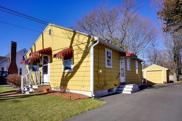 7 Lakeshore Road Natick, MA 01760 - Photo 1 of 21